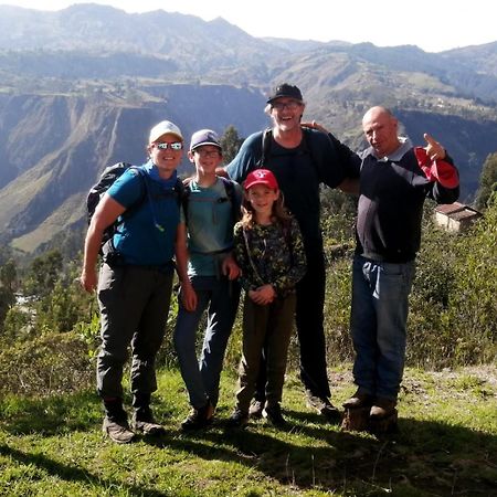 Chugchilán Hostal El Vaquero מראה חיצוני תמונה